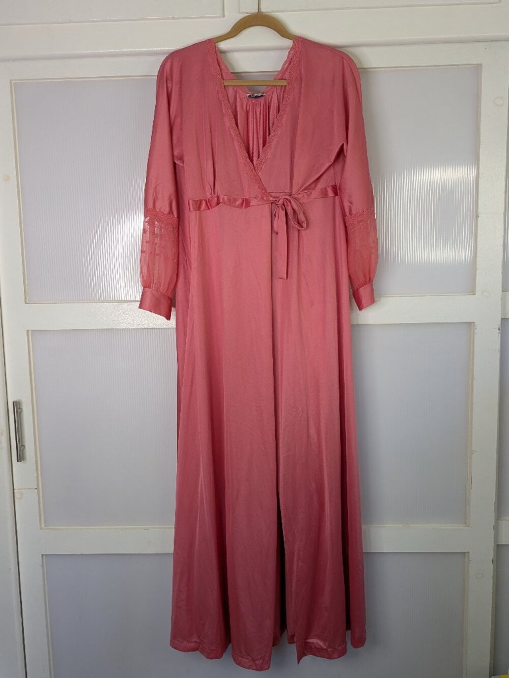 Vintage Rosa Puleo-Szule Lily of France Medium Nylon Pink Robe Size Medium